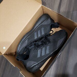 New in Box Adidas Fluidflow 2.0 in men's size 10